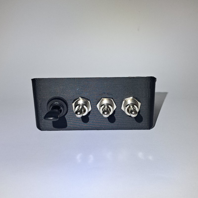 Boîtier de commande à interrupteurs- personnalisable sur demande